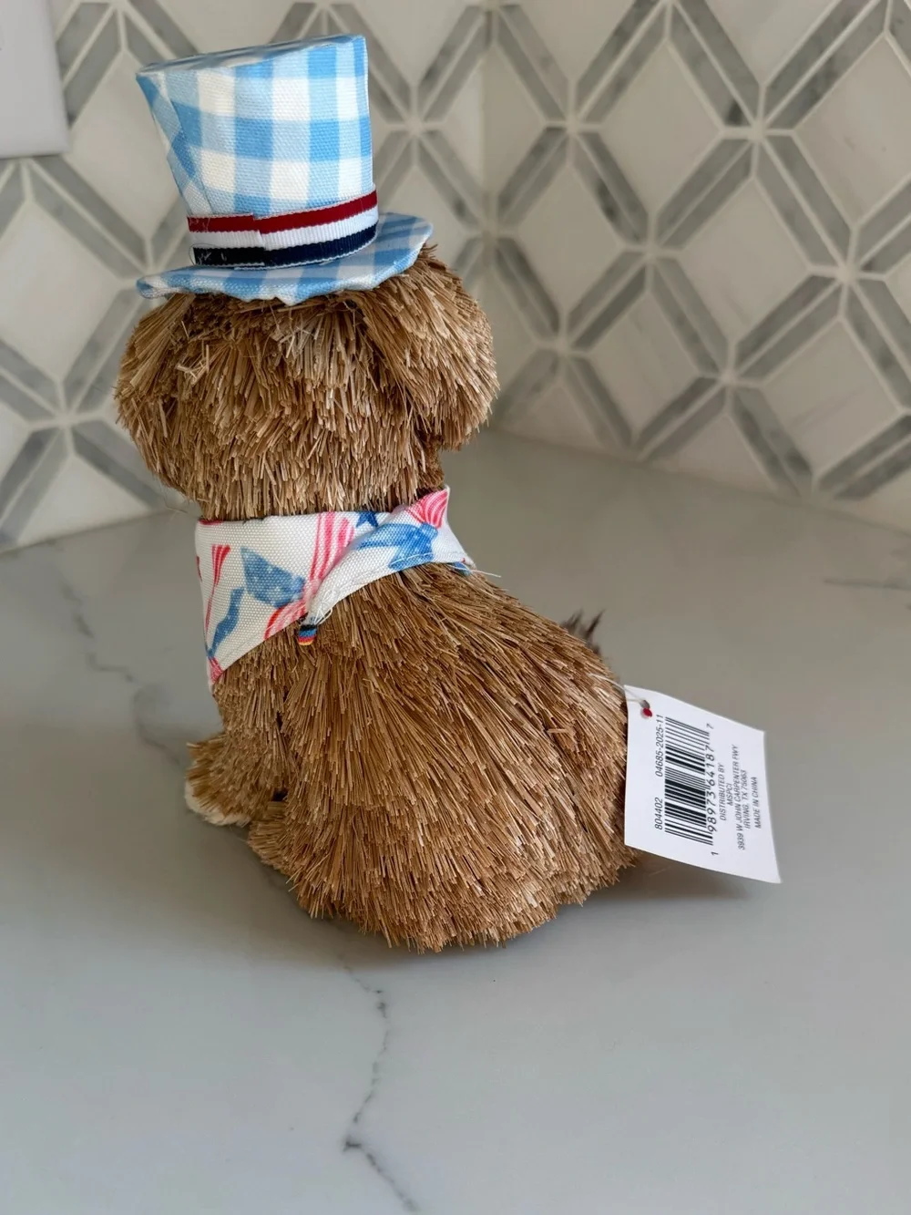Patriotic straw dog decor